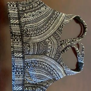 Lululemon sz 6 energy bra